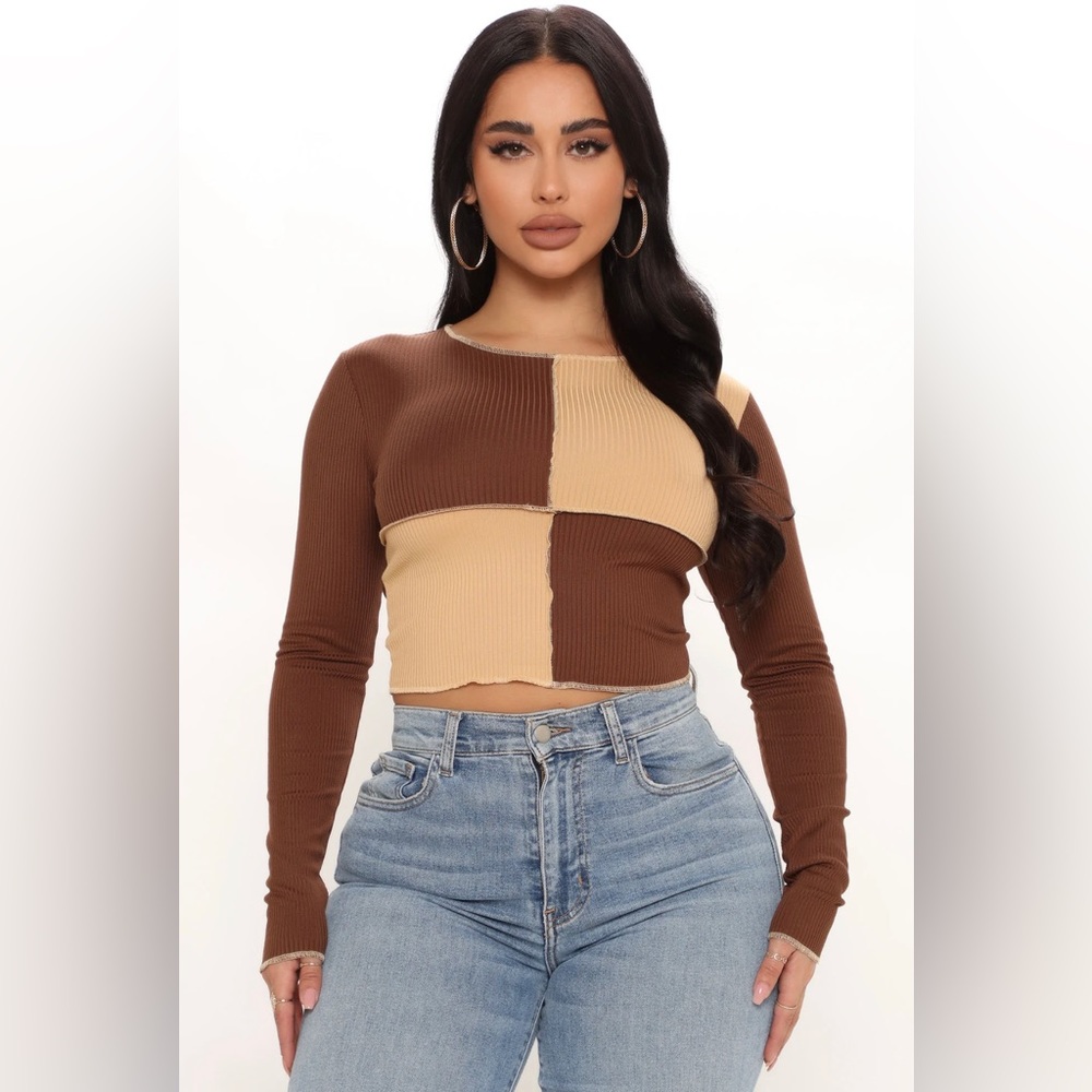 🤎SUPER CUTE BLOCKED CROP TEE🤎 Medium